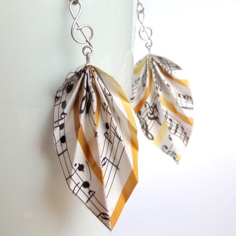 Lístečky pro umělkyni - origami náušnice