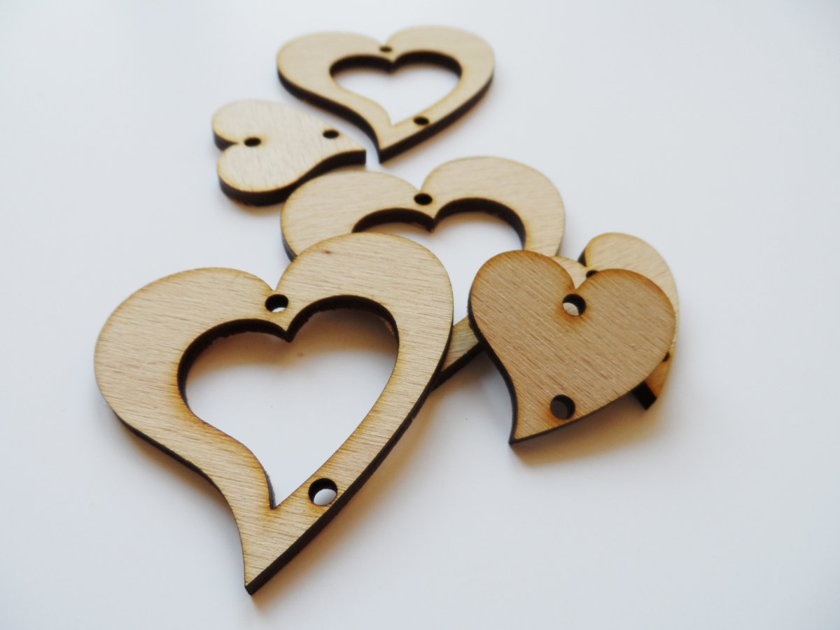 Srdíčka 6 ks - tvary k dalšímu tvoření