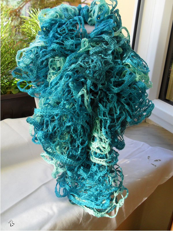 Volánková šála - tyrkysový melír