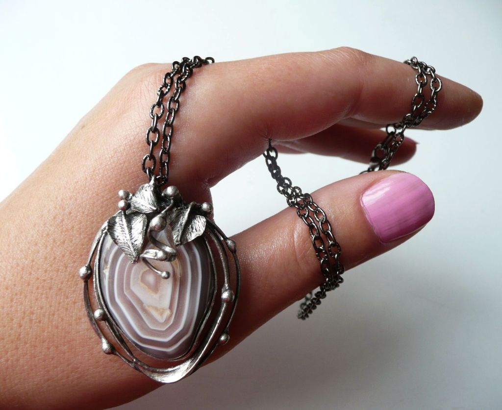 Secesní jahůdka.. /achát Botswana/