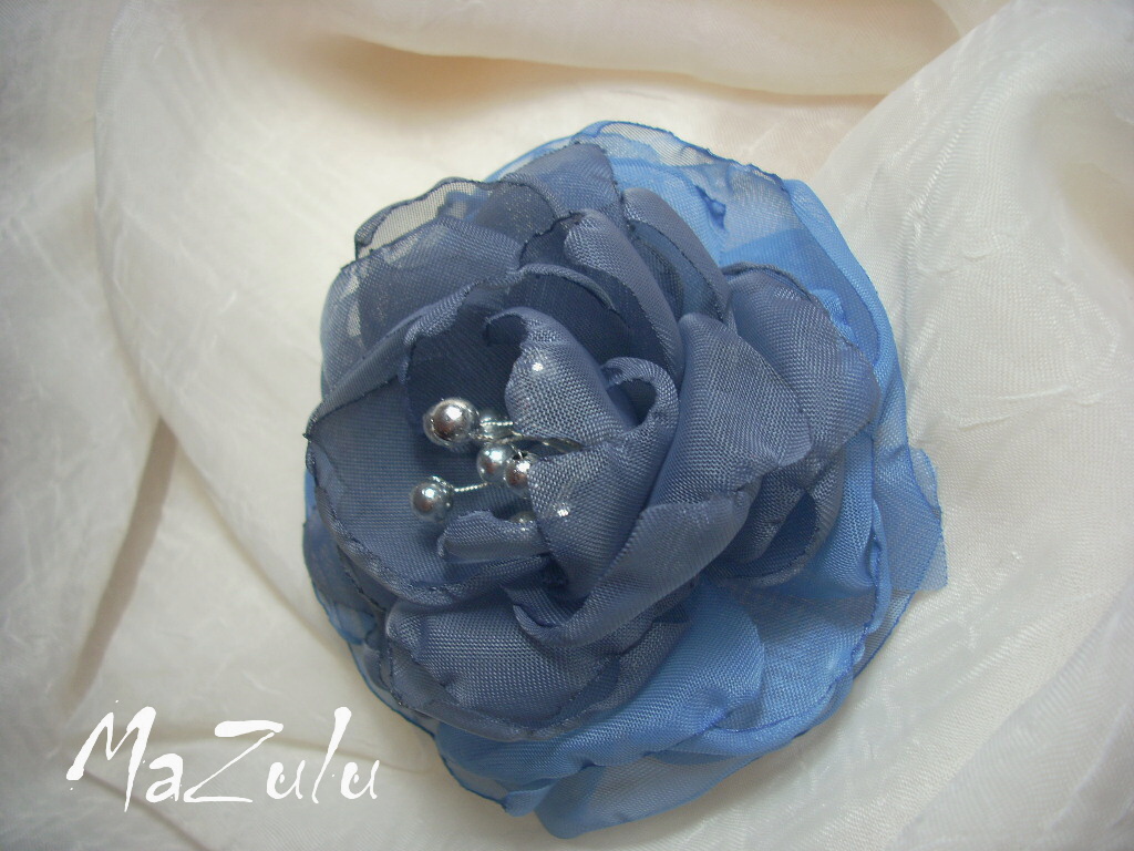 šedá aneb sivá brož