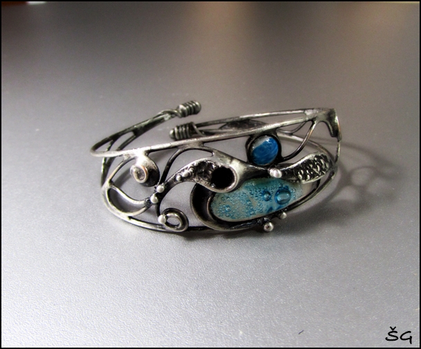 Náramek - blue pool