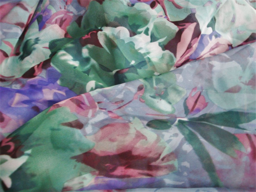 Vrorovaný šifon 140 x 140 cm