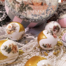 "Madame Pompadoure" s vánočními kouličkami