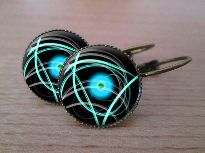 VINTAGE VISACÍ NÁUŠNICE - Skryté kouzlo