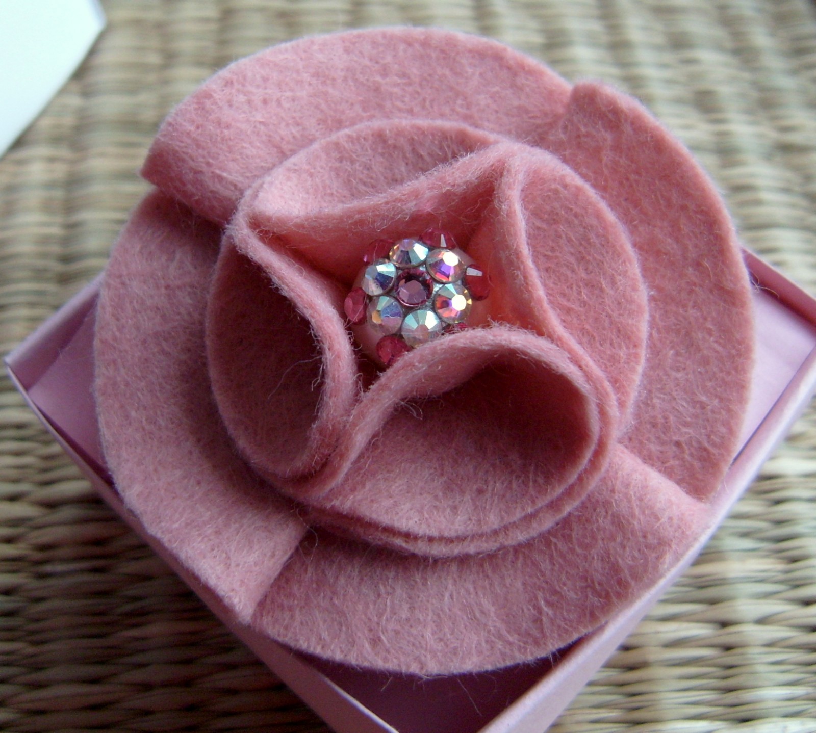 Twistka - Starorůžová romance