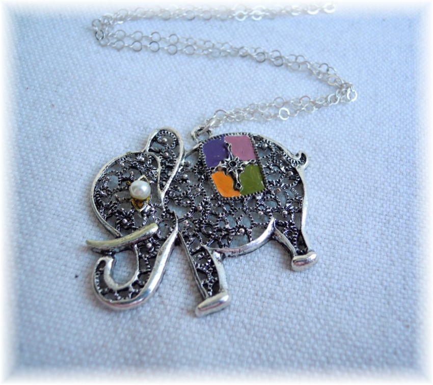 náhrdelník se sloníkem