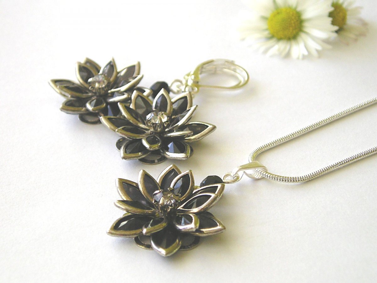 Souprava...černé potěšení