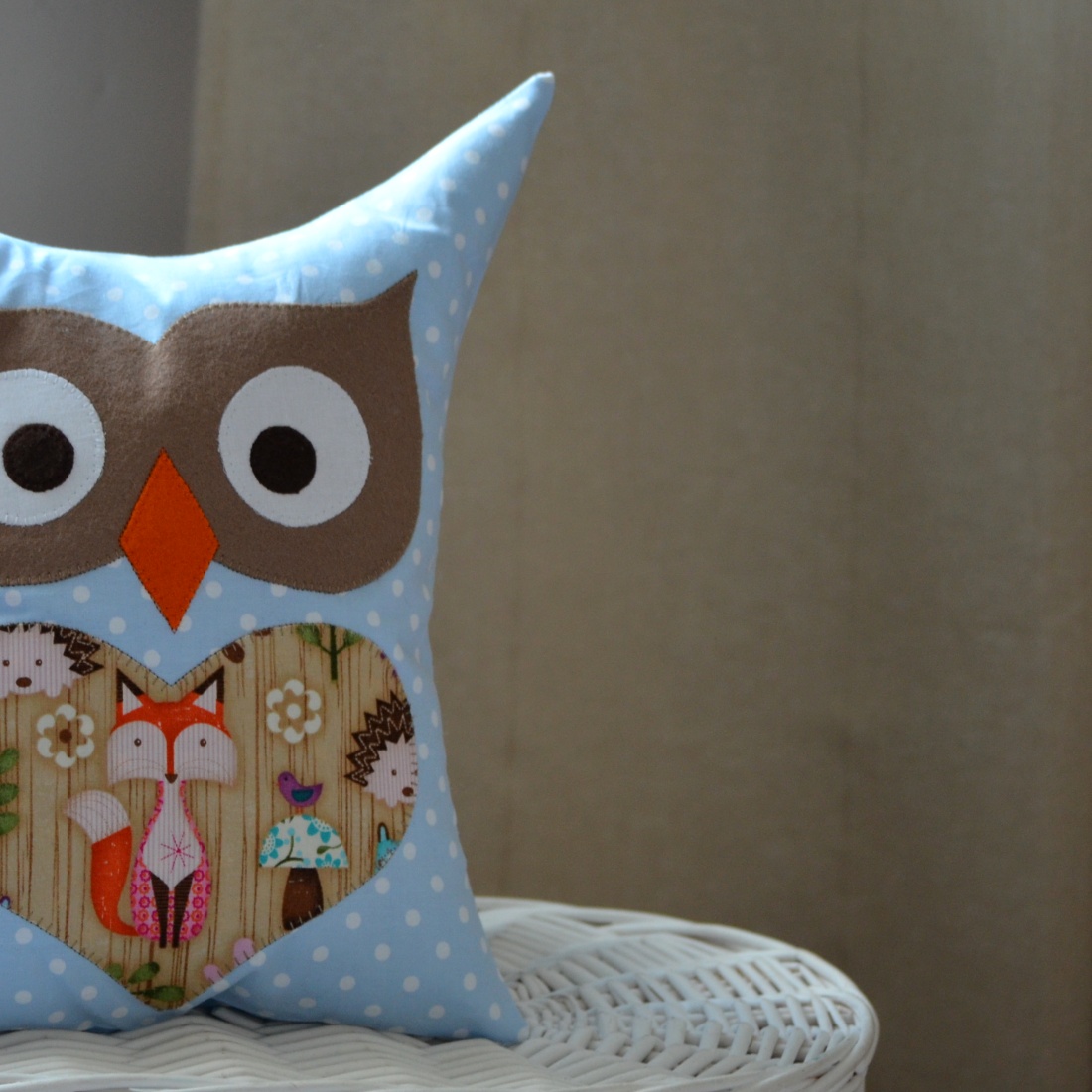 Sova přítulná, tečkovaná...