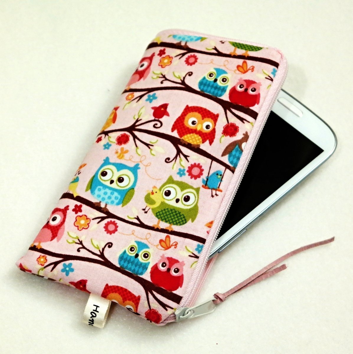 SOVY NA RŮŽOVÉ - obal na mobil