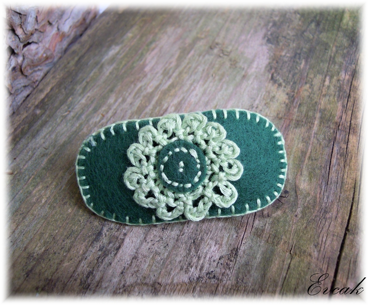 Spona do vlasů-zelená