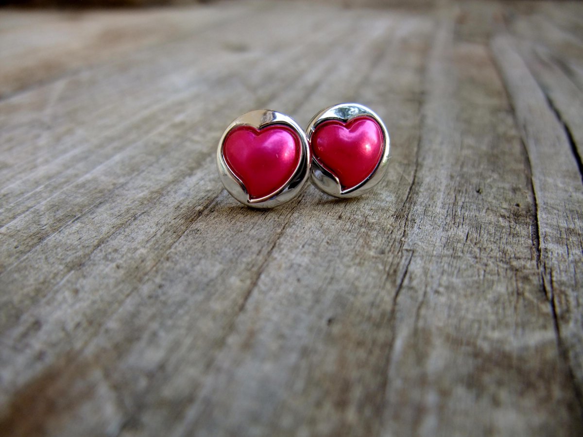 Srdce z kovu - knoflíkové náušnice
