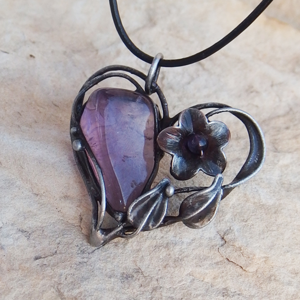 Srdíčko s ametystem