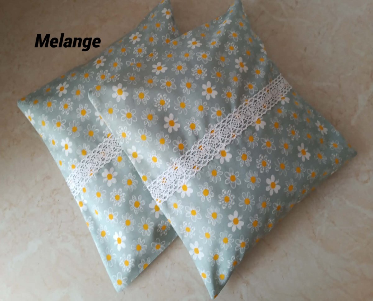 Kopretiny pro zámeckou paní s krajkou