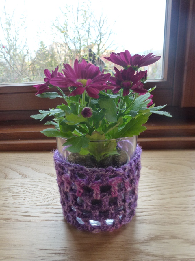 stojánek na tužky/ svícen