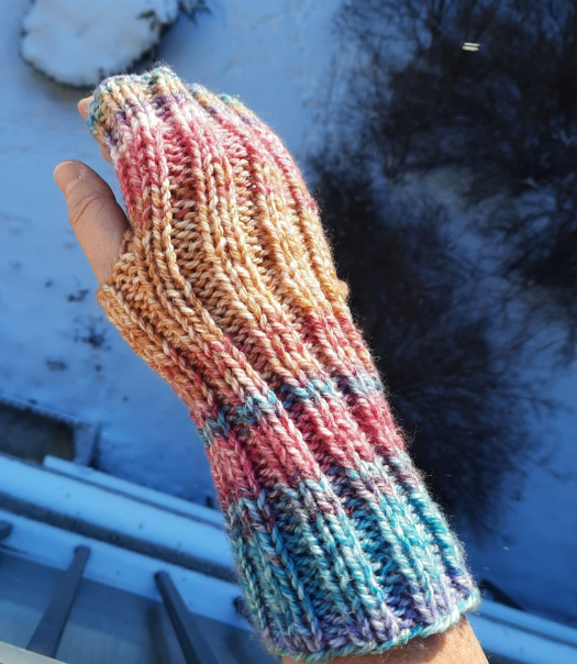 pletené rukavice bezprsťáky strakaté