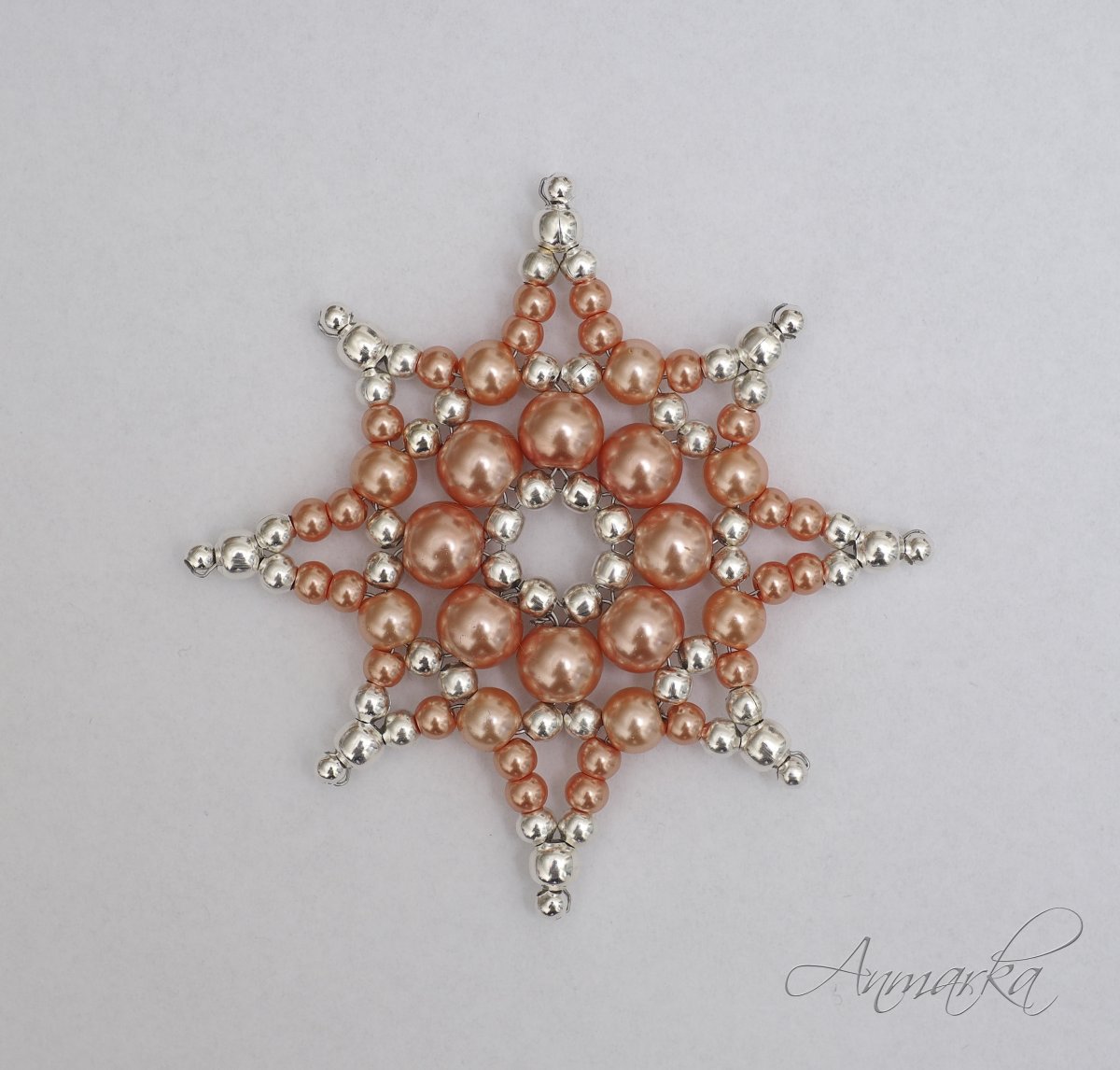 cípatá hvězda stříbrno-lososová