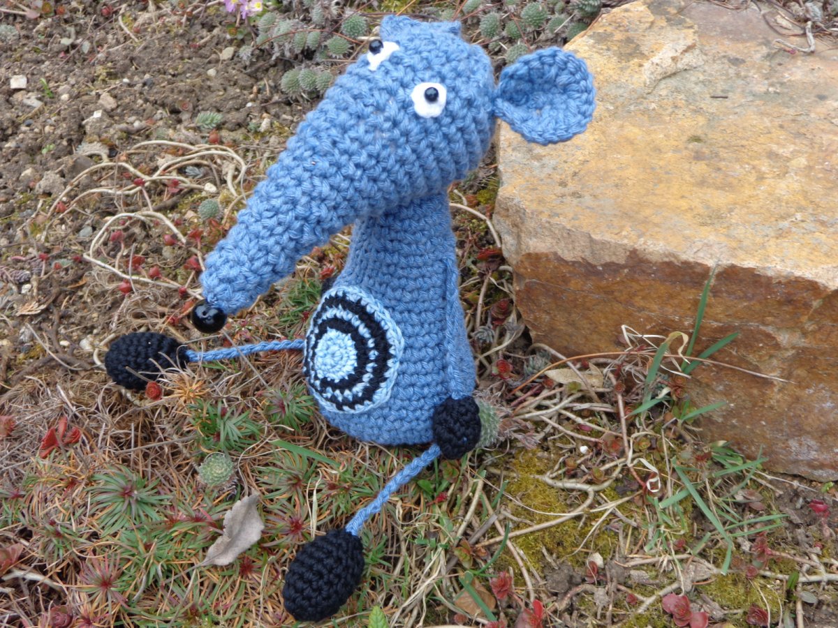 pan myšák háčkovaný