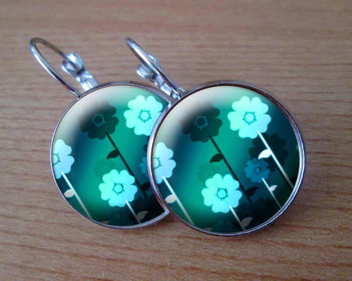 COOL VISACÍ NÁUŠNICE - Kvést za soumraku