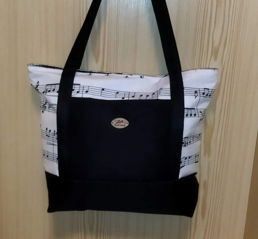 Taška-kabelka noty s černou 2