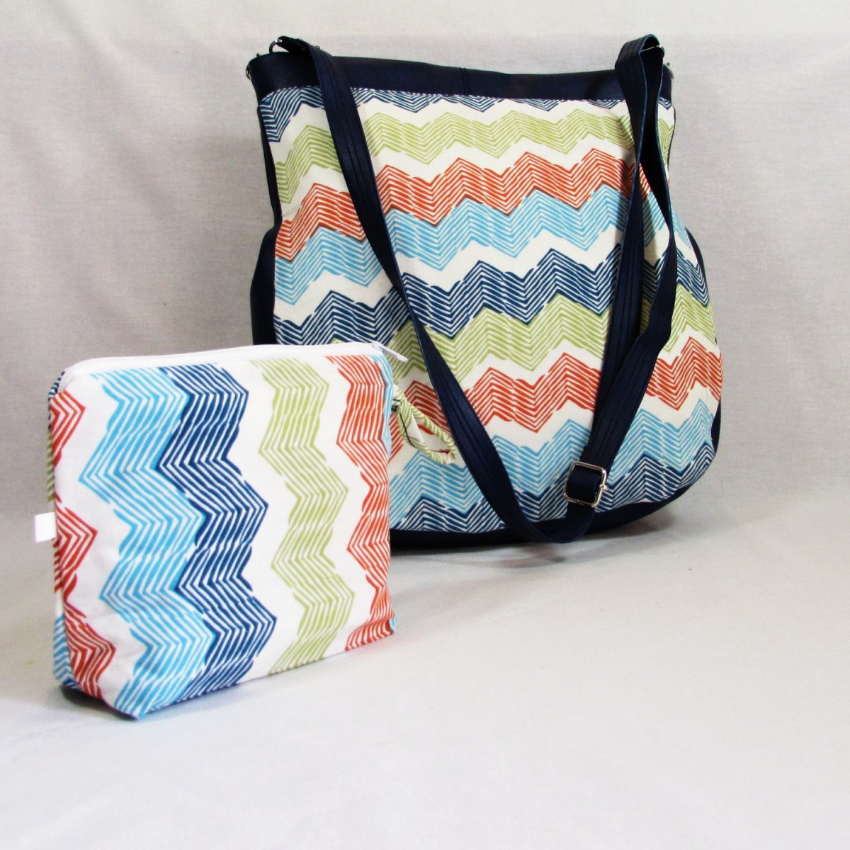 taška modrá cikcak