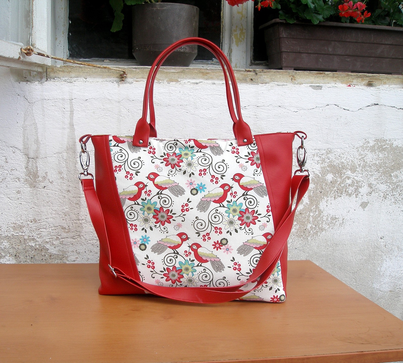 kabelka elegantní s ptáčky
