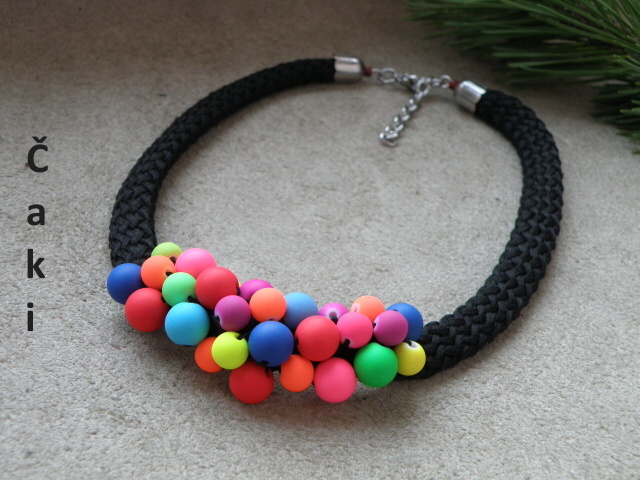 Pojďme si hrát s korálky