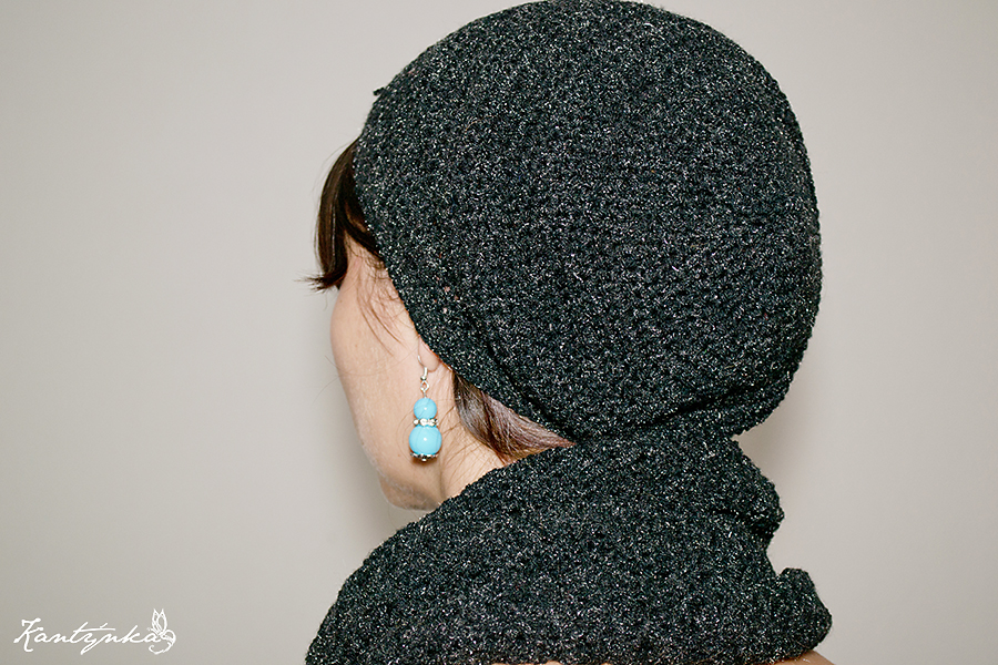 Černá háčkovaná houmleska