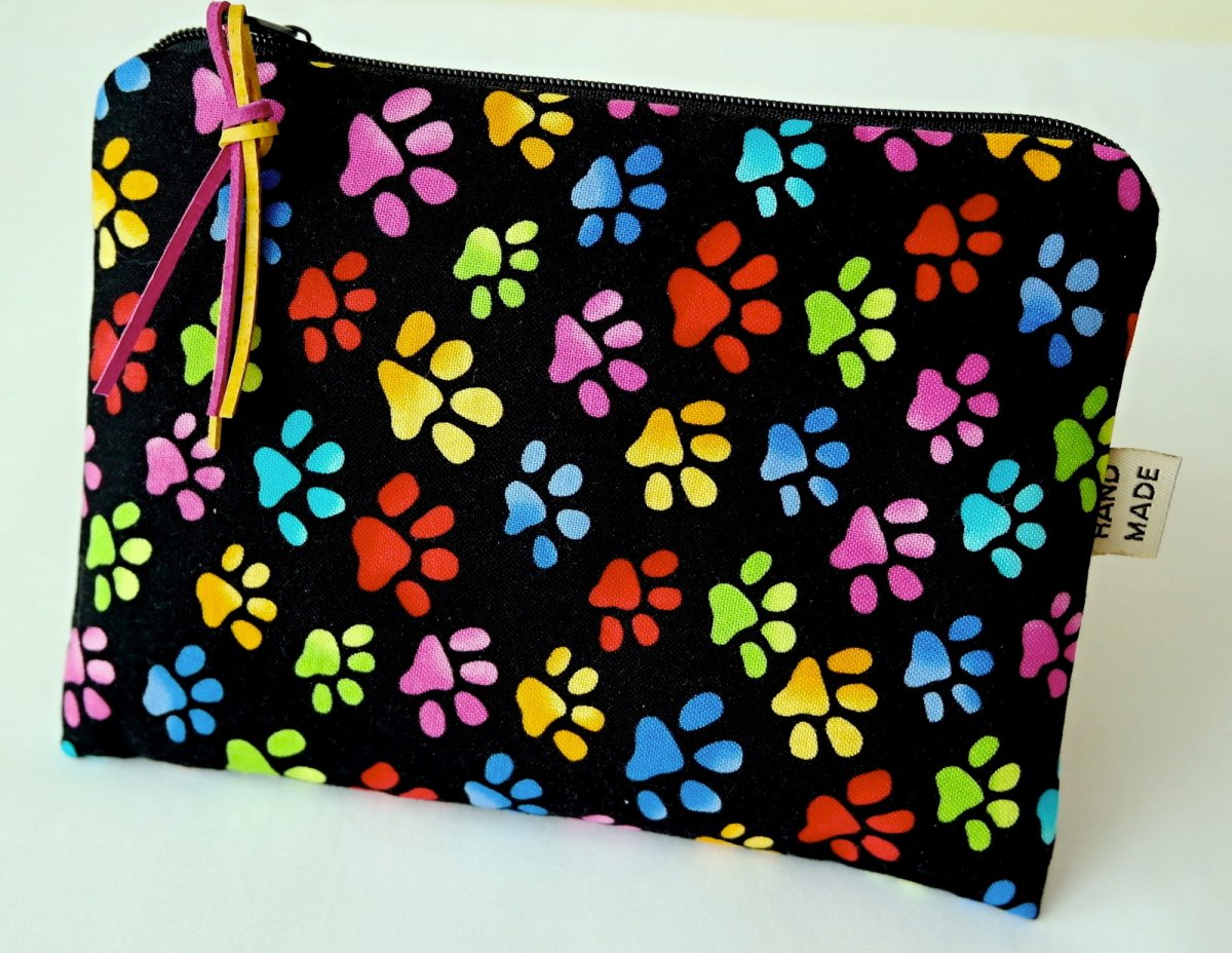 BAREVNÉ TLAPKY - taštička