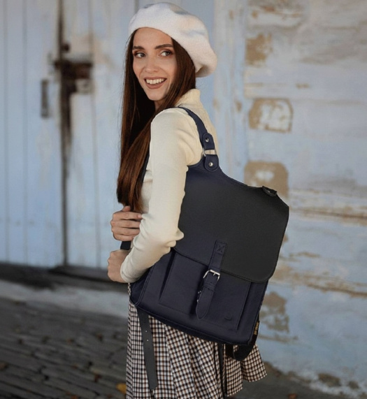 Velký kožený batoh - tmavě modrý