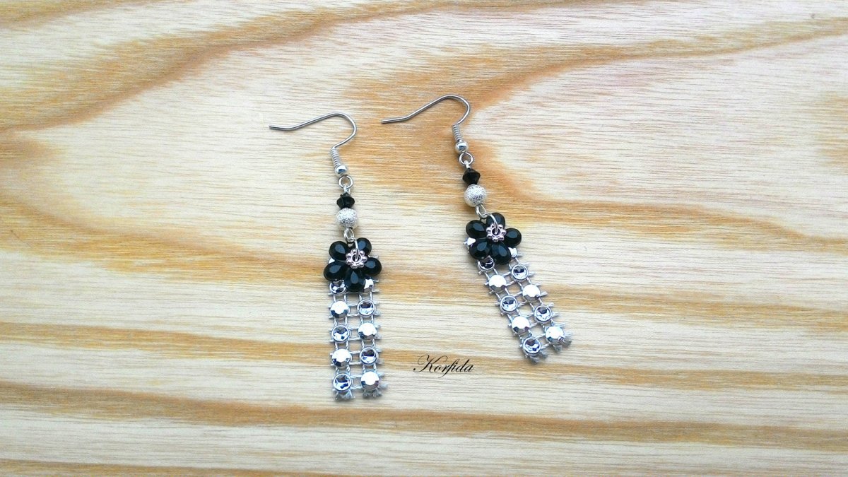 Náušnice černá kytička + obdelníček (724/16)