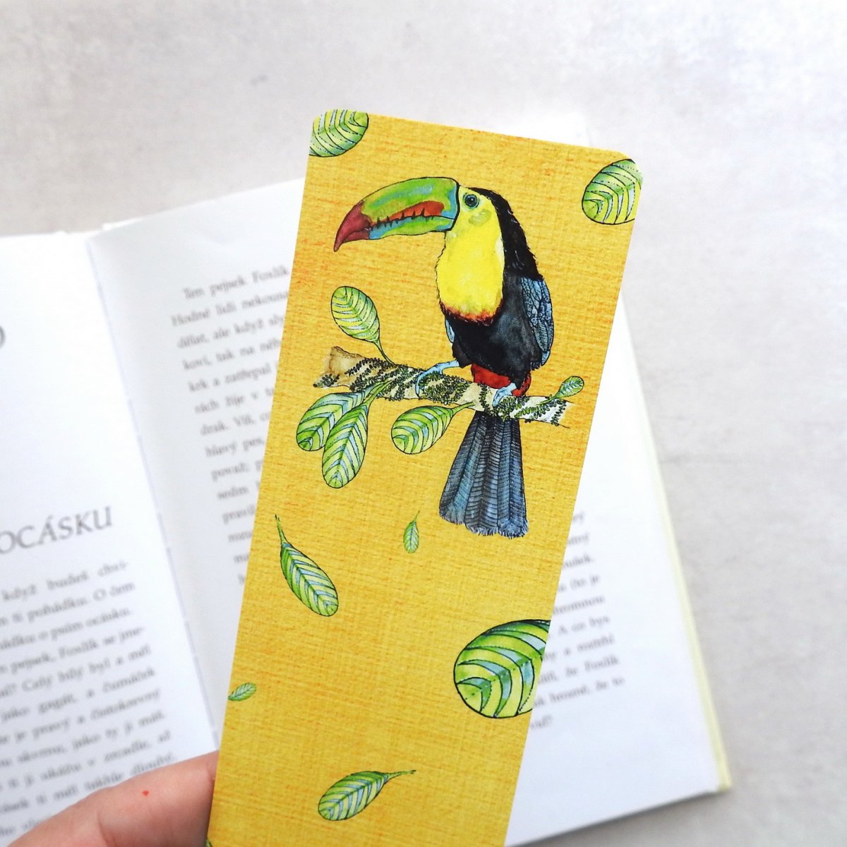 Záložka do knížky s tukanem