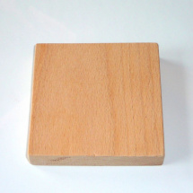 Dřevěná destička cca. 9 x 9 x 2 cm