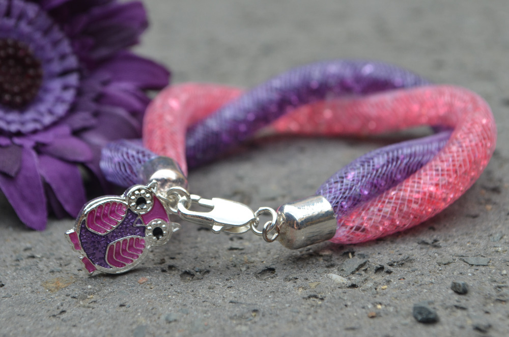 Náramek s růžovou sovičkou