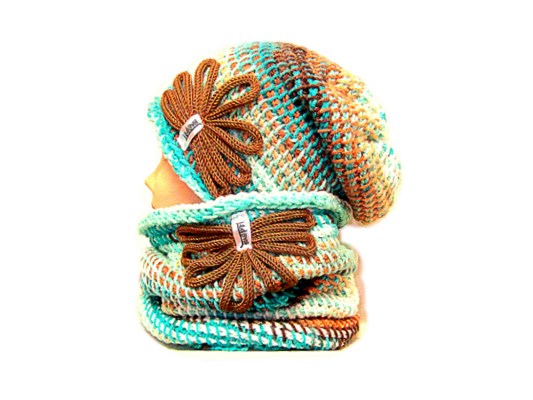 SOUPRAVA ČEPICE A NÁKRČNÍKU S APLIKACÍ