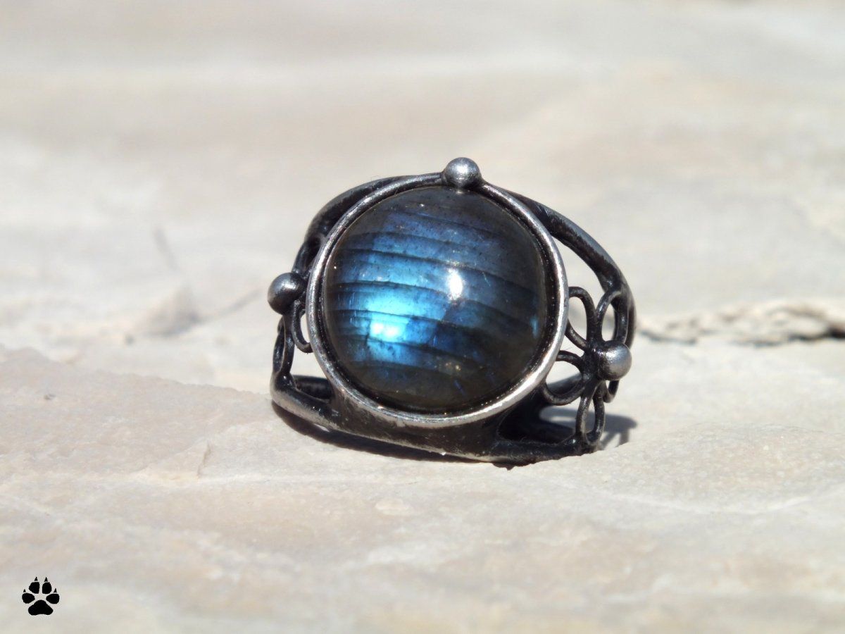 Prsten s labradoritem