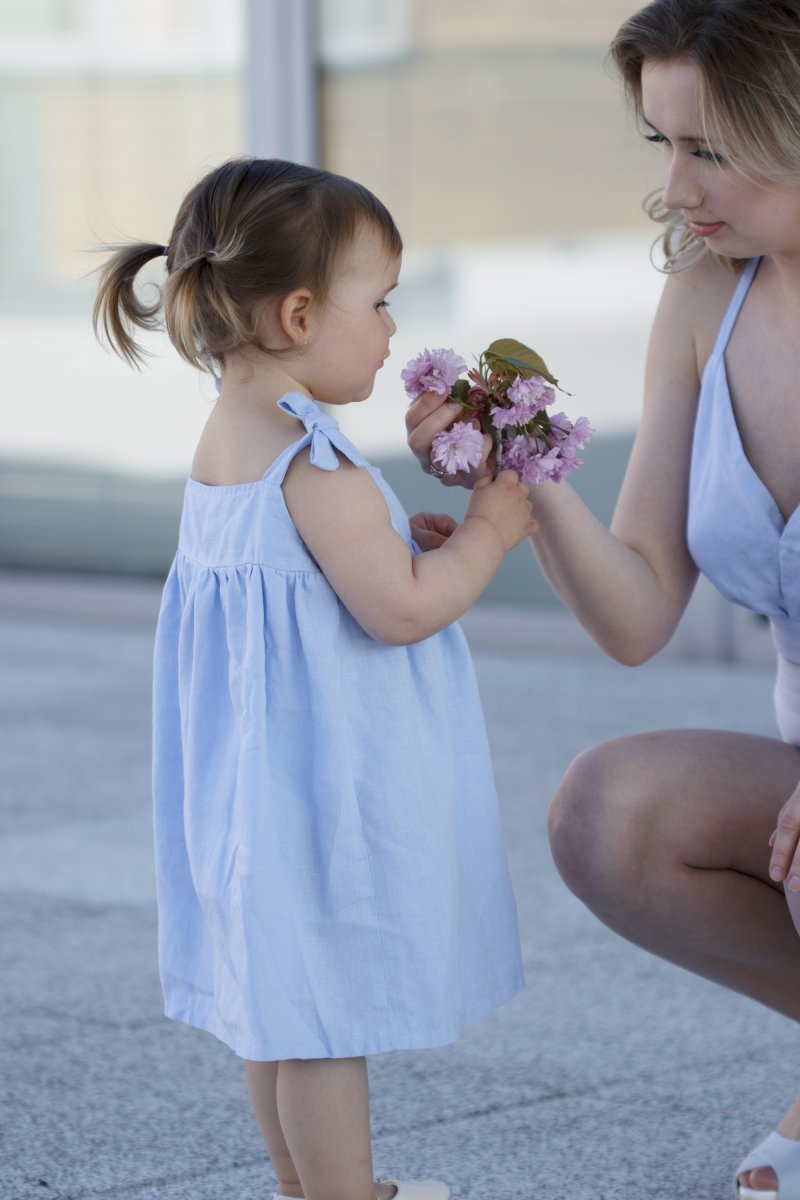 Šatičky nebesky modré