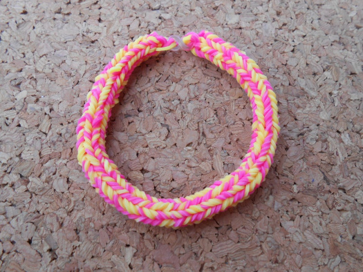 Náramek růžová+žlutá z gumiček Loom Bands 