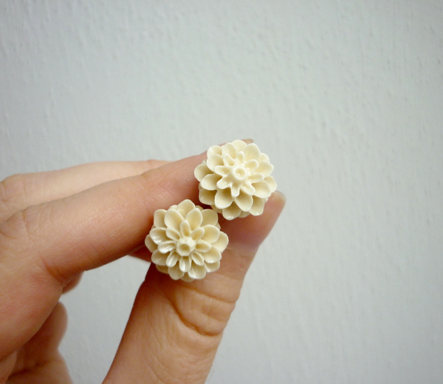 Smetanové květiny vintage