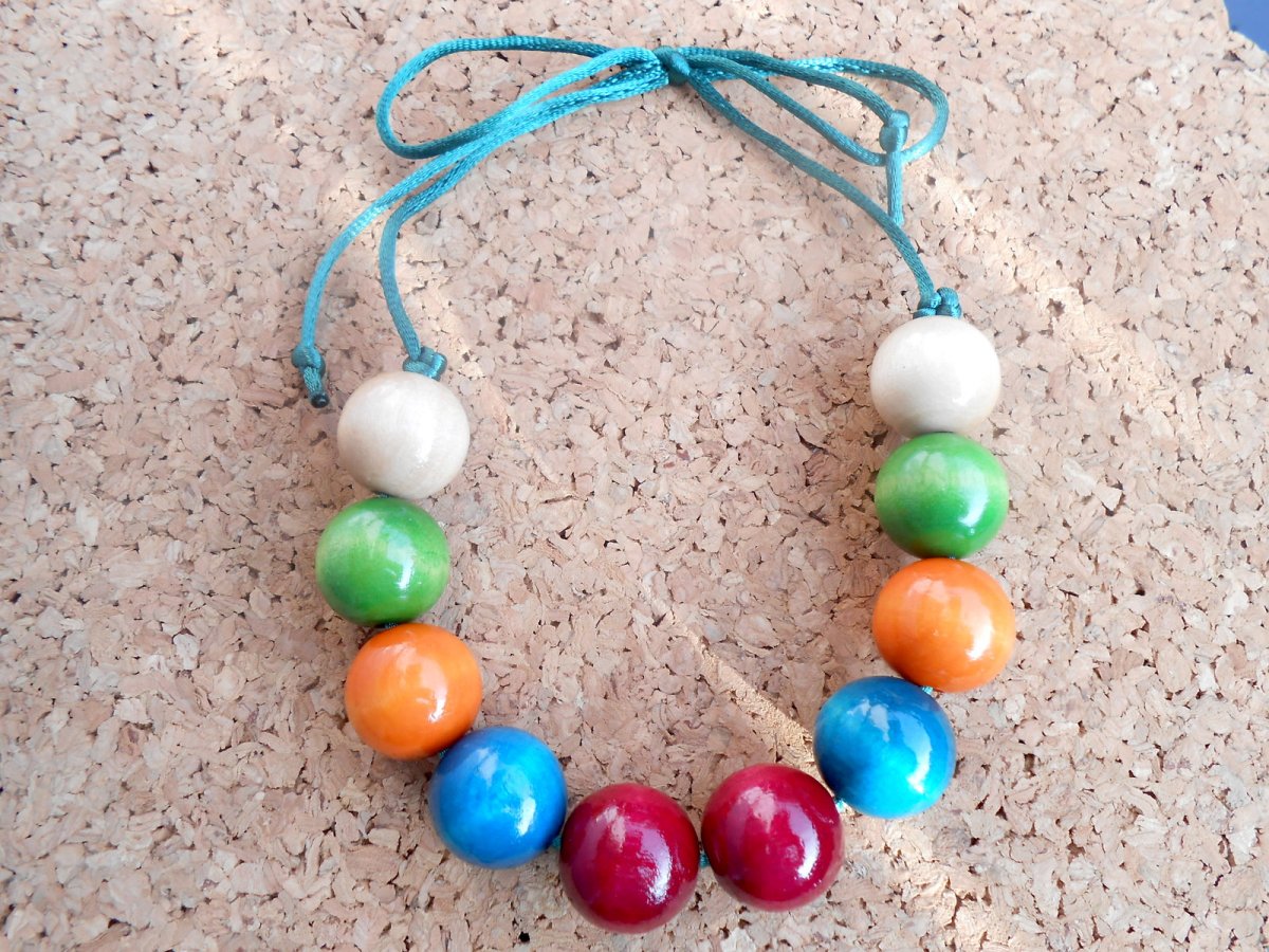 Na šňůrce zelené (516/14)