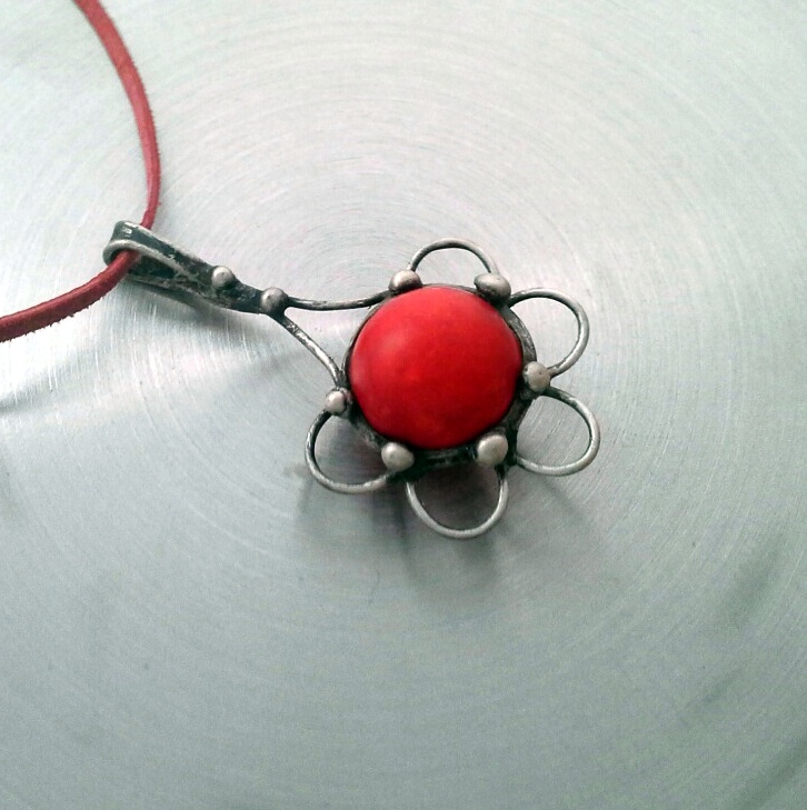 Něžně spoutaný kulový blesk