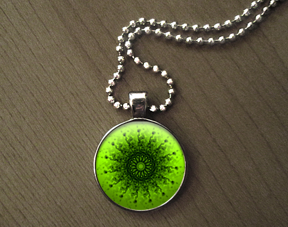 Přívěsek na krk  -  V limetkovém víru