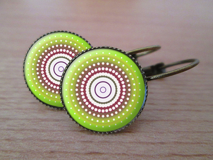 VINTAGE VISACÍ NÁUŠNICE - Kruh za kruhem 2