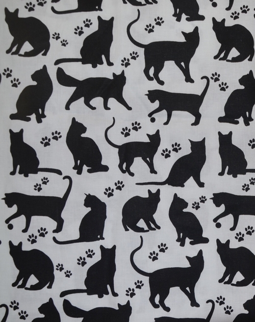 Bavlněná látka - metráž - černá kočka na bílé - š. 160 cm
