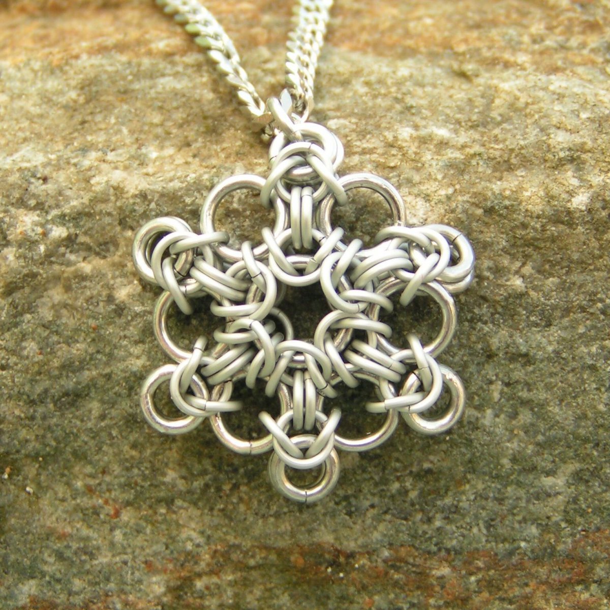 Sněhová vločka - přívěsek