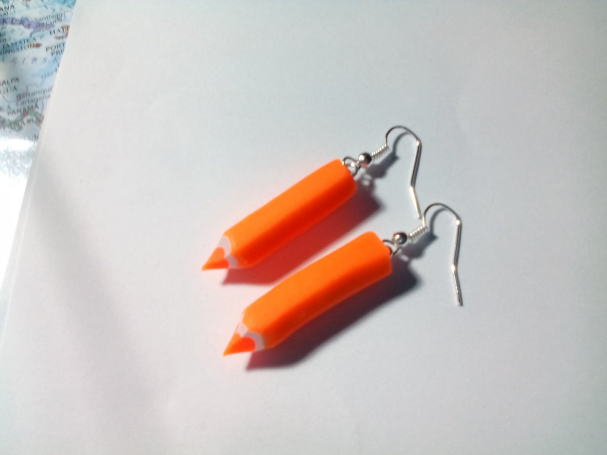 Neon pastelka oranžová fimo