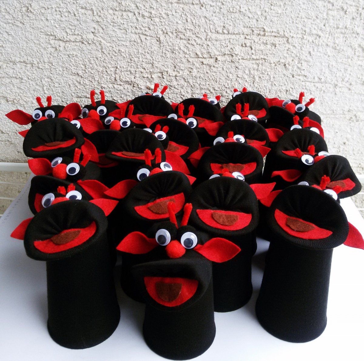 Maňásek ponožkáček čertino č.966