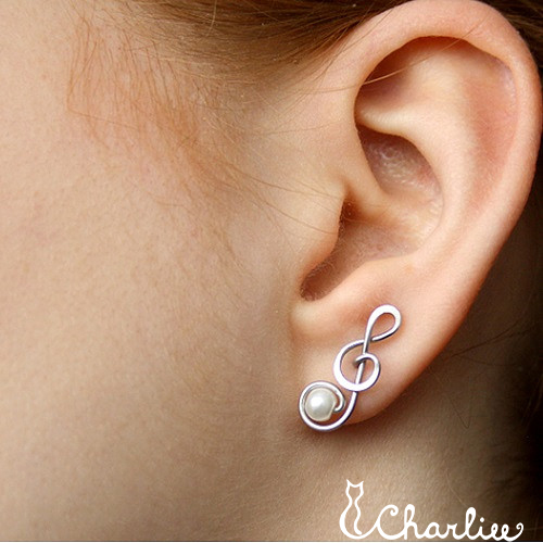 HOUSLOVÝ KLÍČ - pecky - tepané - hypoalergenní chirurgická ocel