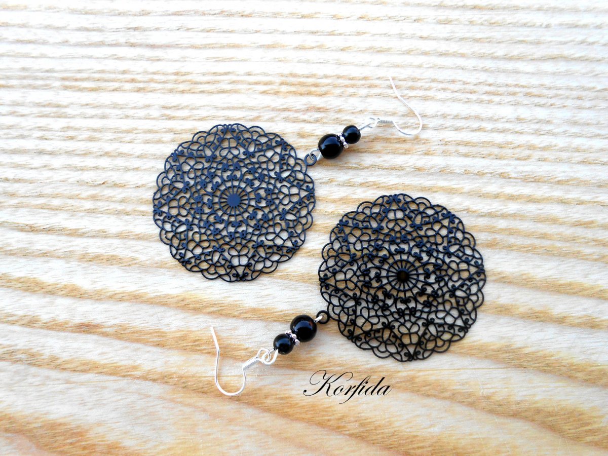 Náušnice černé (475/16)