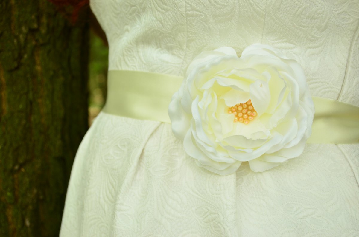 Svatební pásek Ivory Romantic Rose